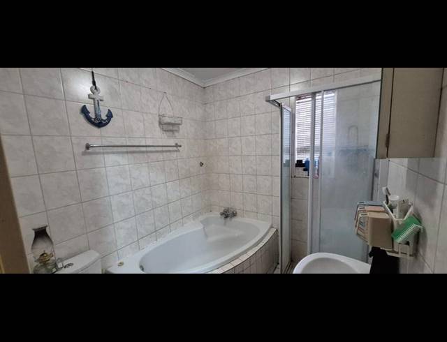 3 BEDROOM TOWNHOUSE FOR SALE IN MINDALORE